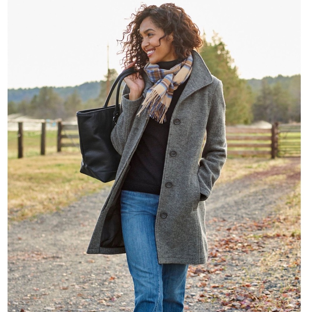 L.L. BEAN Women's Boiled 100% Wool Coat in Grey Size M Regular- T